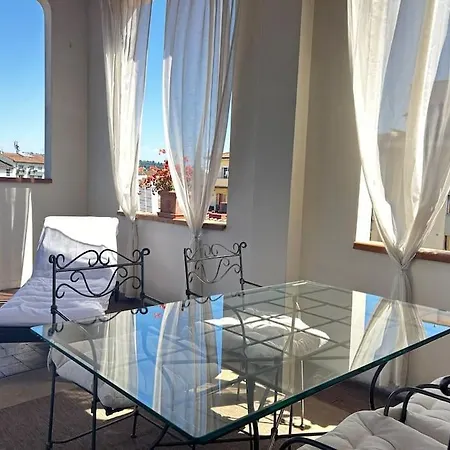 L'insolita 28 By Florencehospitality Com Appartamento Firenze