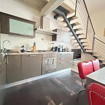 Appartamento L'insolita 28 By Florencehospitality Com Firenze