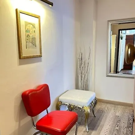 Appartamento L'insolita 28 By Florencehospitality Com