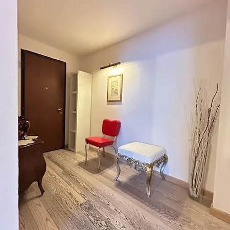 Appartamento L'insolita 28 By Florencehospitality Com Firenze