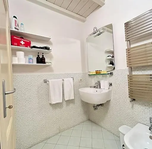 L'insolita 28 By Florencehospitality Com *